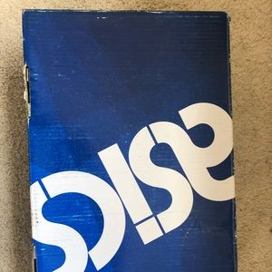 Asics Sneakers